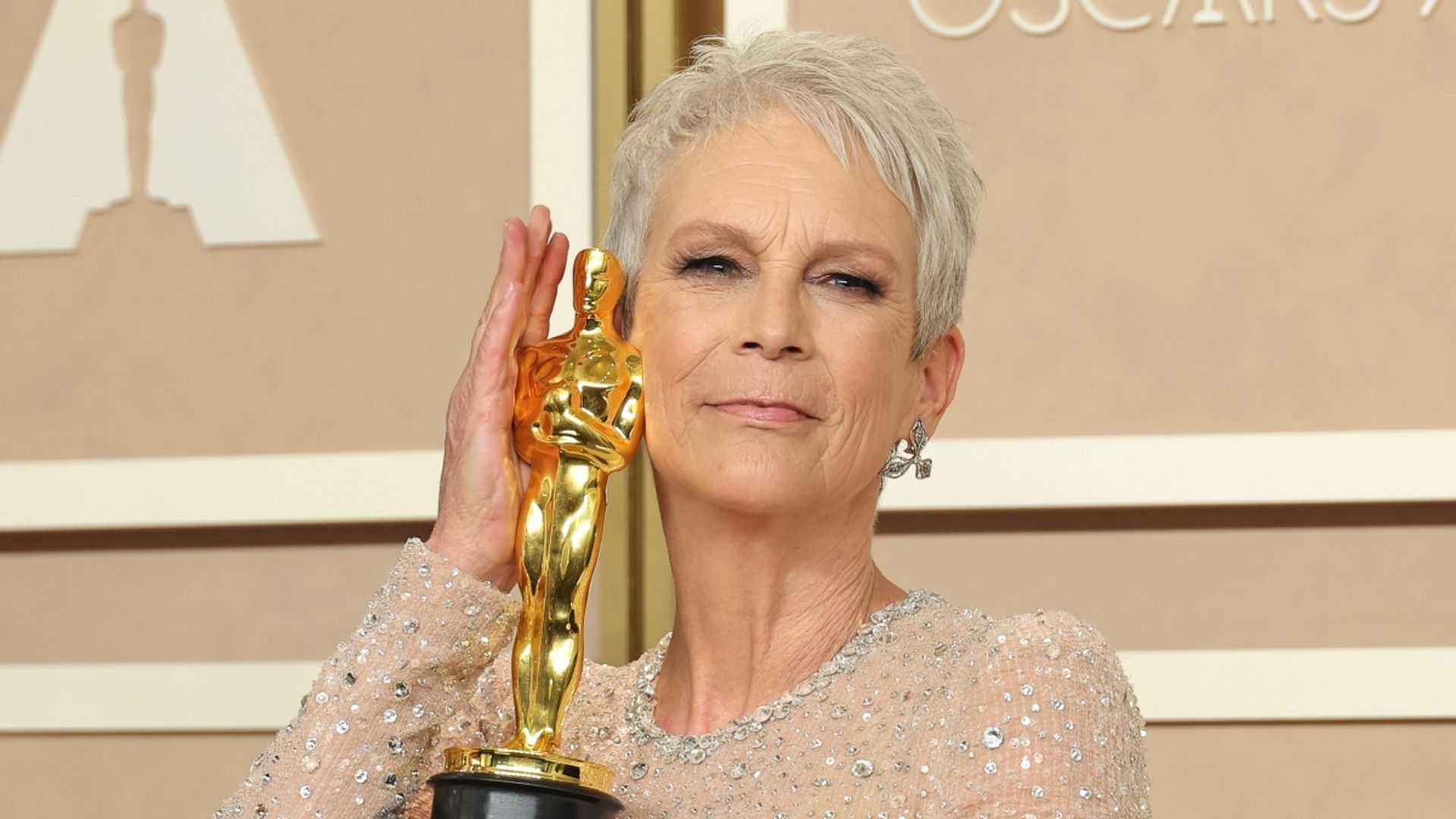 Oscars 2023 Jamie Lee Curtis wins longawaited Oscar watch her