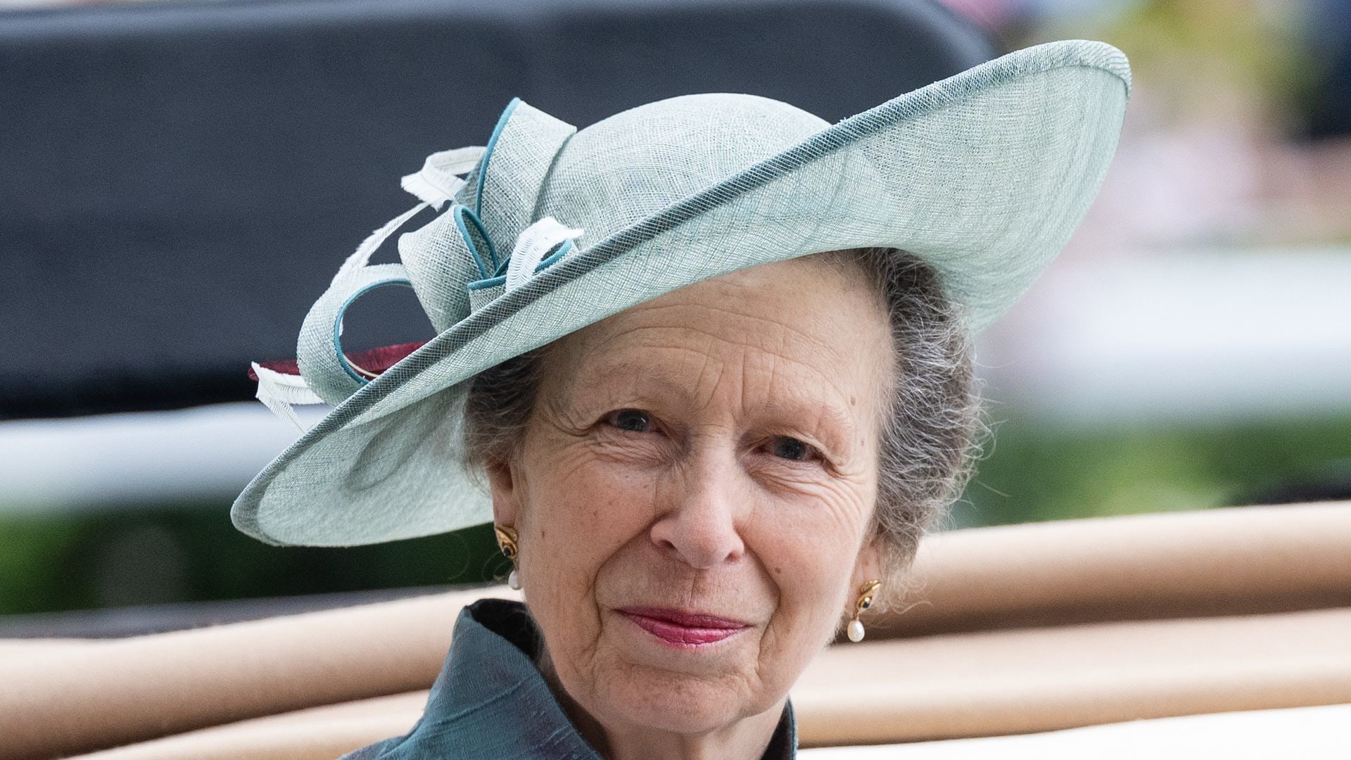 Princess Anne in teal outfit