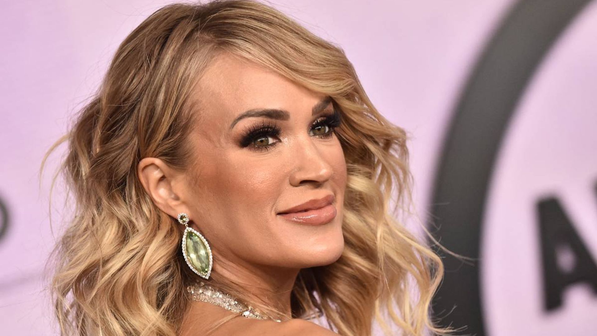 Carrie Underwood Shows Off Those Famous Sculpted Legs in Mini Denim Shorts