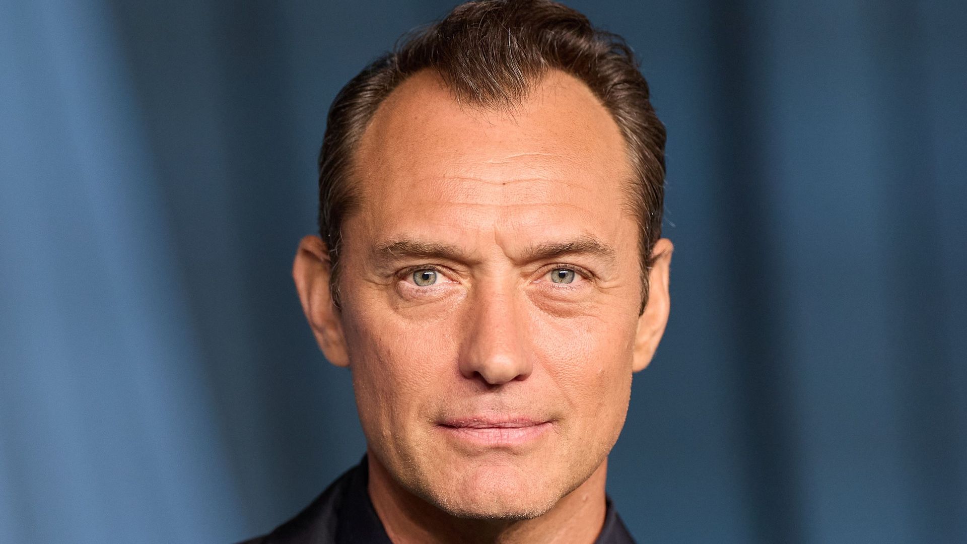 Jude Law looks completely unrecognisable as Vladimir Putin in new political thriller