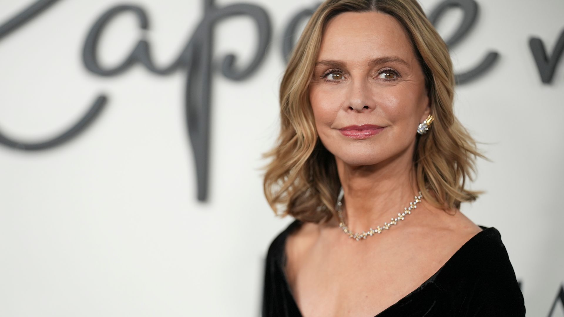 Calista Flockhart, 60,looks so different as she follows in Pamela Anderson’s makeup-free footsteps