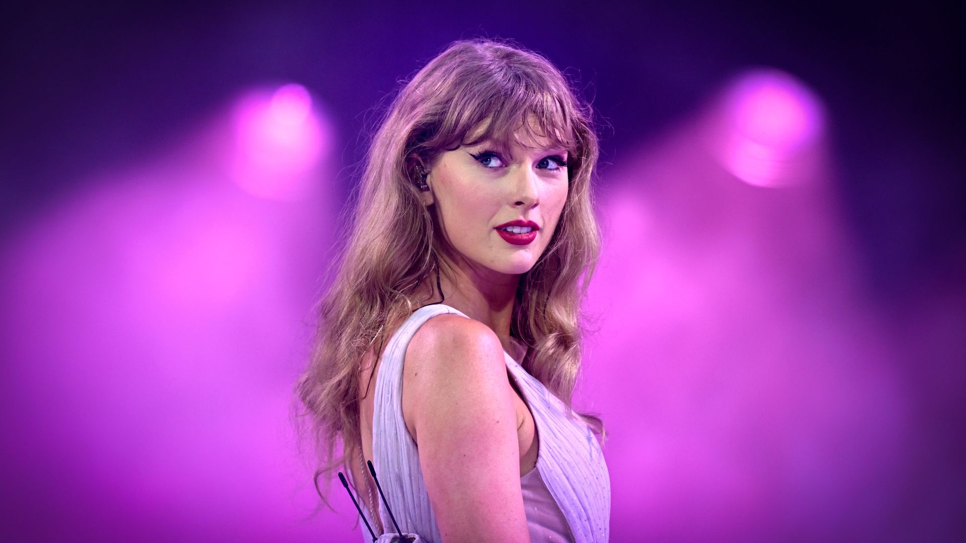 Viewers finally spot Taylor Swift's major role in hit TV show