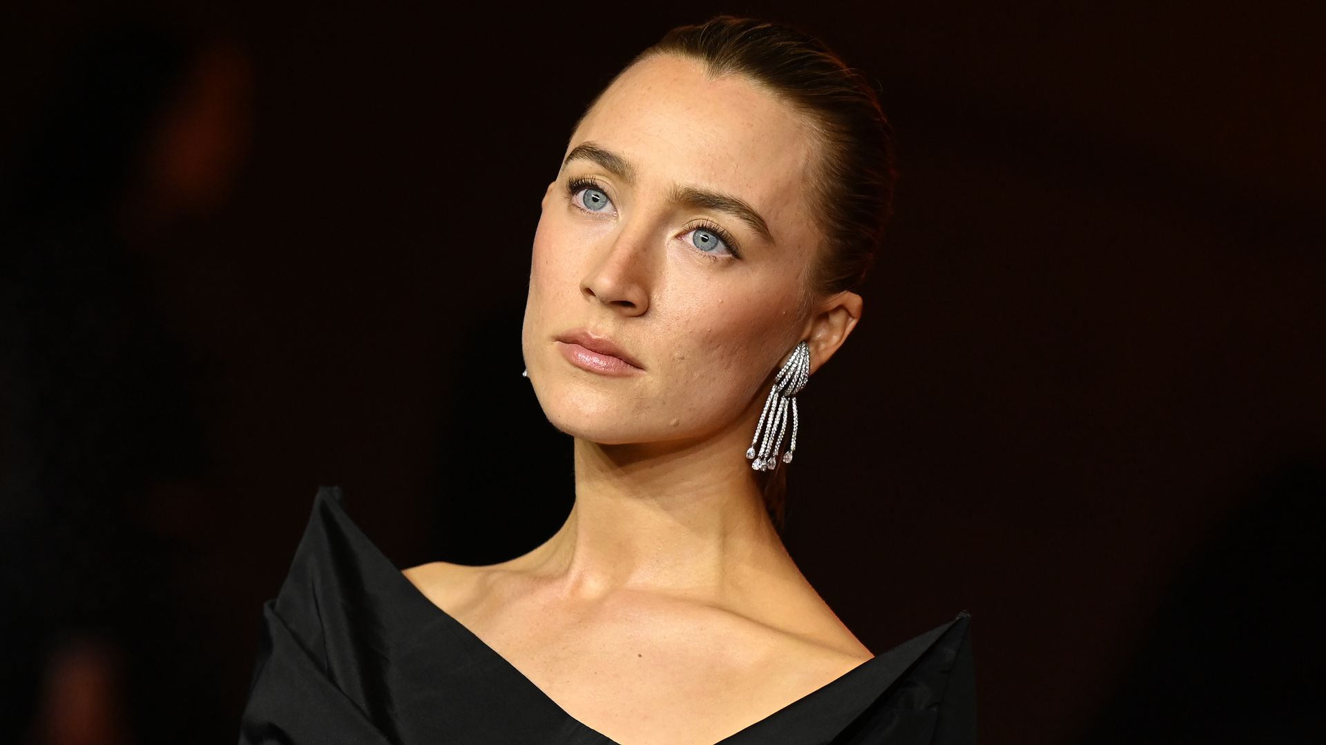 Saoirse Ronan supported by celebrities after silencing Graham Norton guests