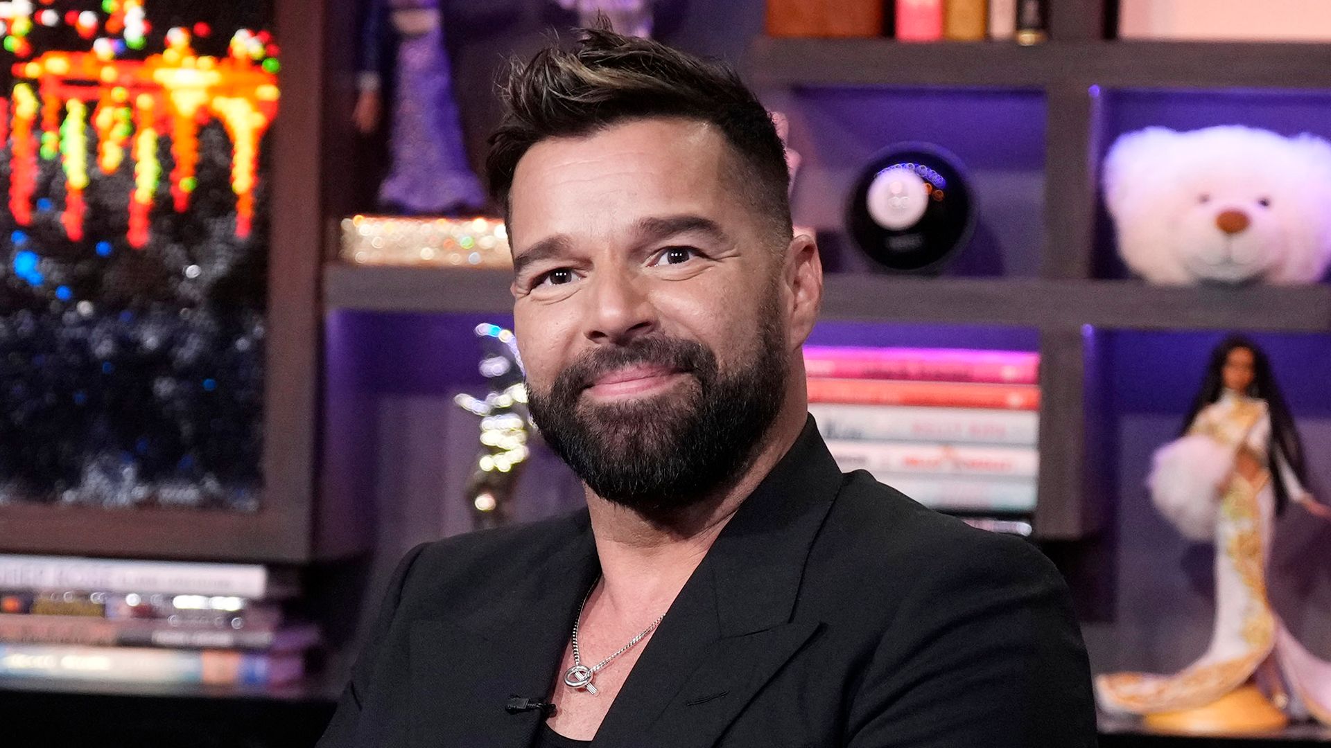 Ricky Martin candidly opens up about divorce and parenting four kids as ...