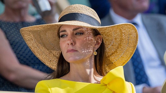 Kate Middleton wears sun hat and yellow dress at Wimbledon 2022