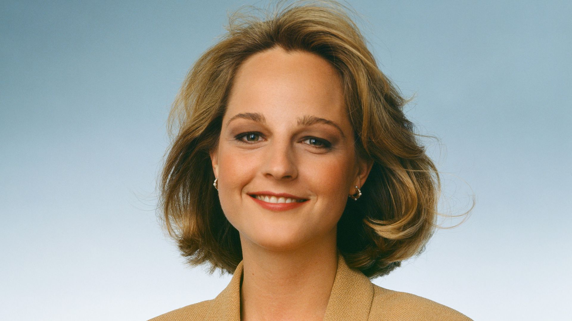 helen hunt arms crossed