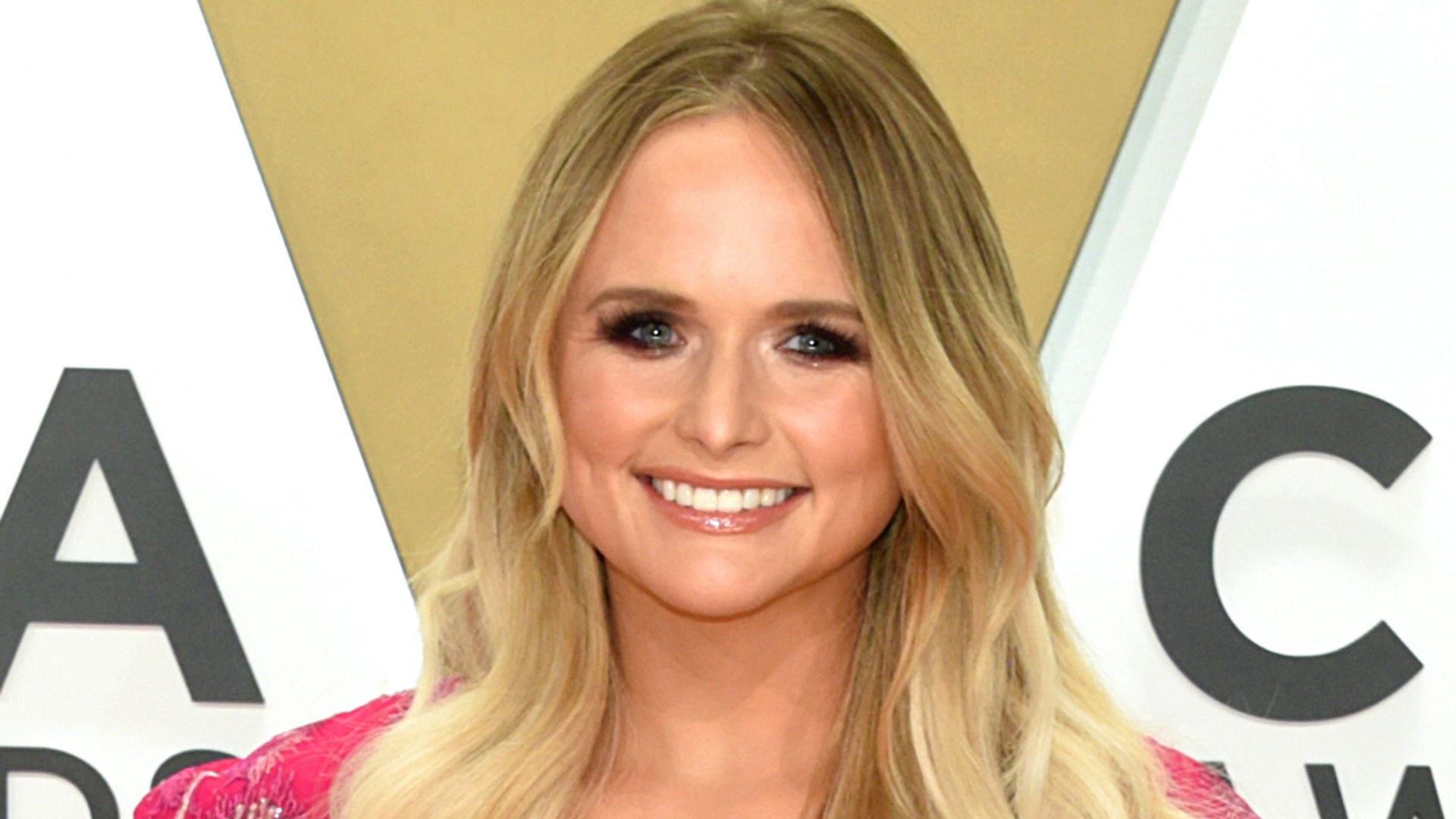 Miranda Lambert is a real-life Barbie in tiny bralette and sparkly ...