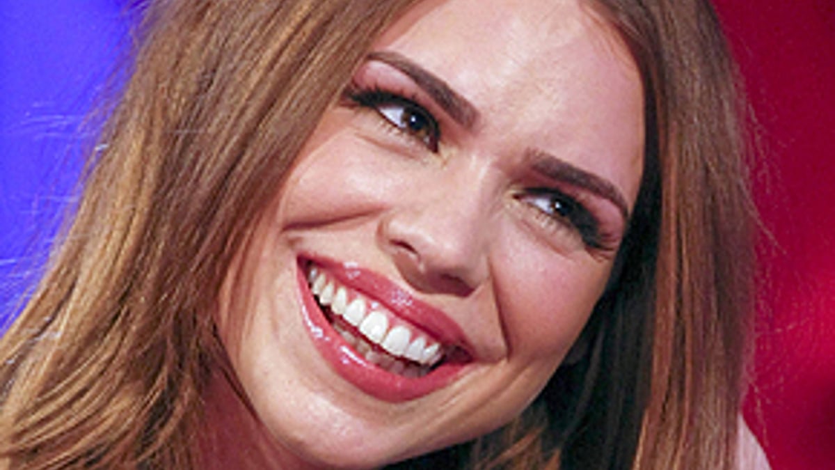 Billie Piper - Biography | HELLO!