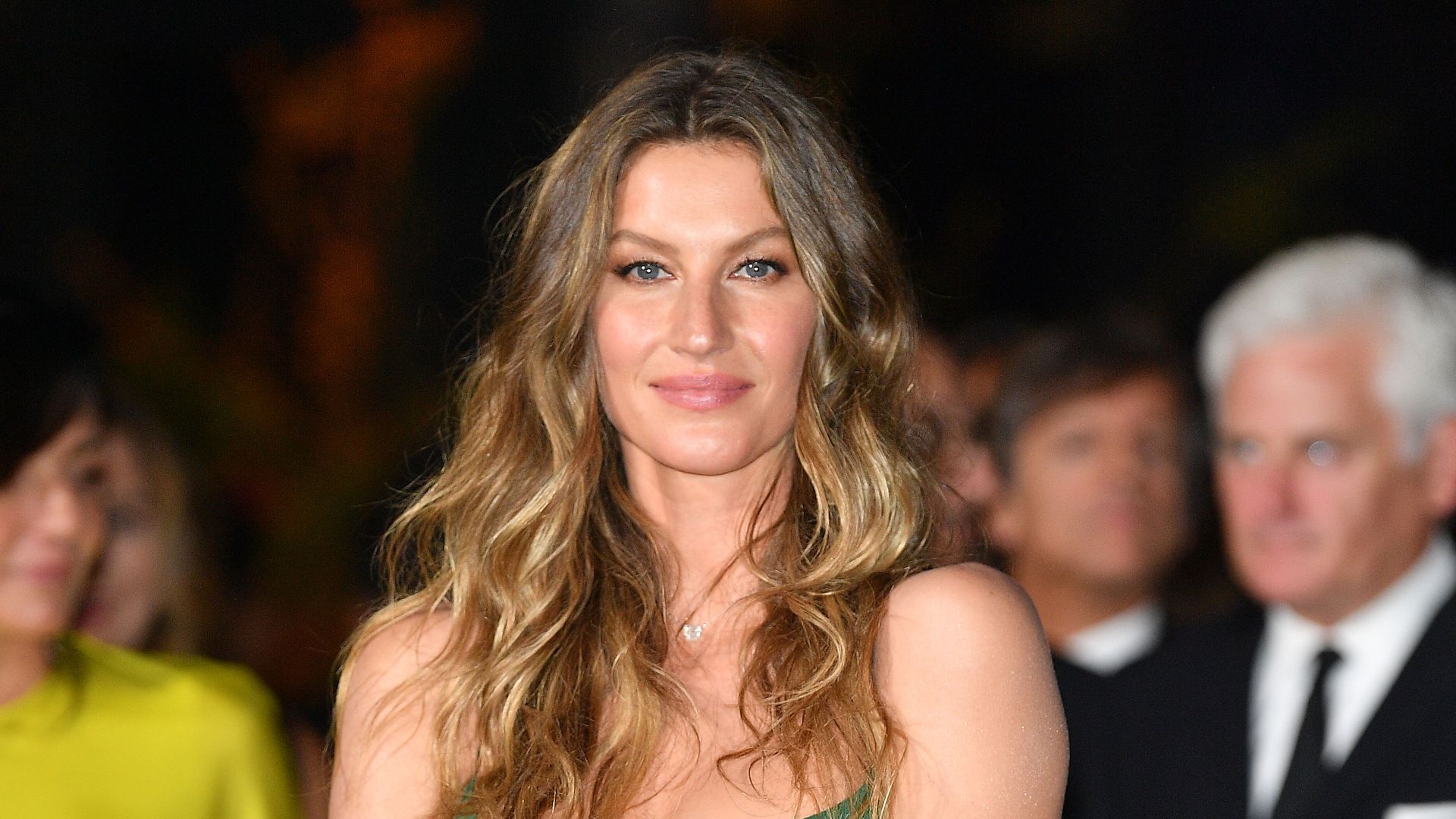 Gisele Bndchen attends the Green Carpet Fashion Awards Italia 2017 during Milan Fashion Week Spring/Summer 2018 on September 24, 2017 in Milan, Italy
