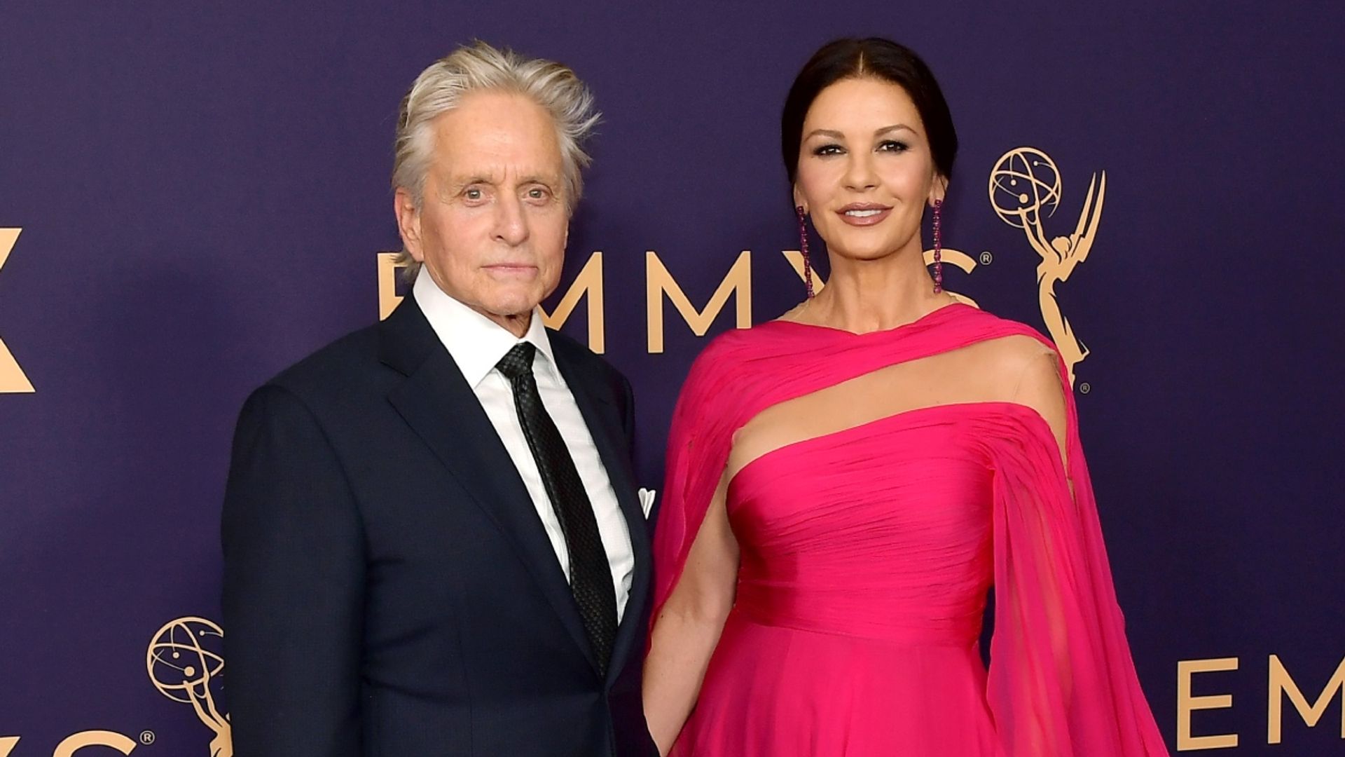 catherine zeta jones michael douglas romantic pictures