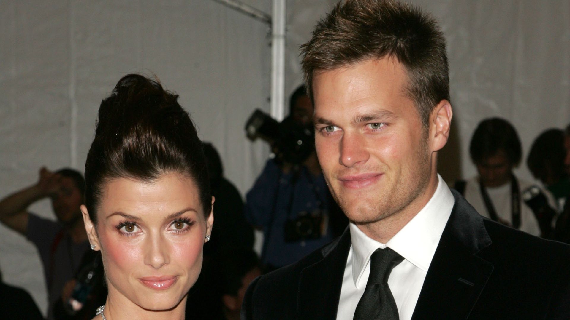 Actress Bridget Moynahan and football player Tom Brady of the New England Patriots attend the Metropolitan Museum of Art Costume Institute Benefit Gala: Anglomania at the Metropolitan Museum of Art May 1, 2006 in New York City.