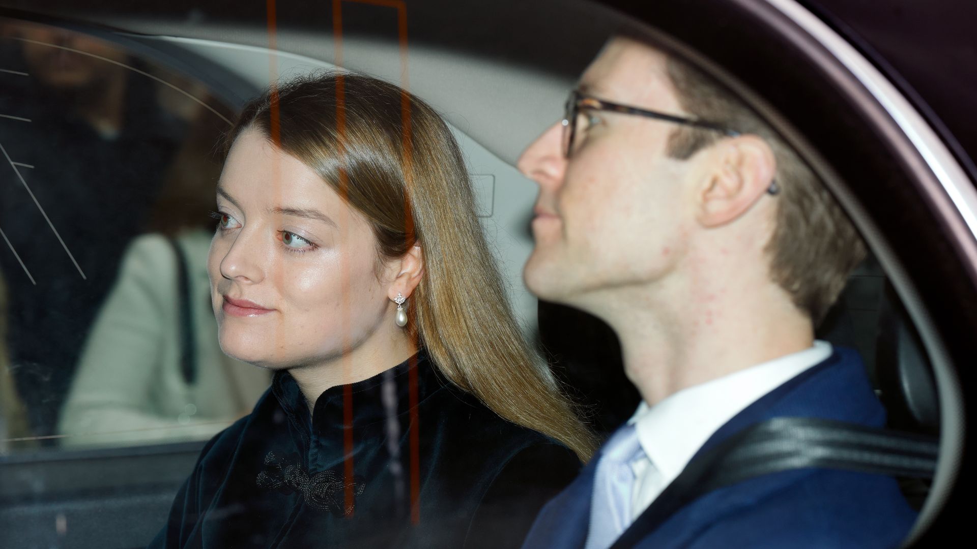 Flora Vesterberg and her husband in a car