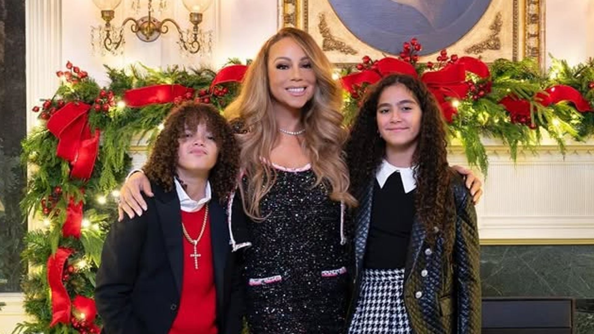 Mariah Carey with her twins Moroccan and Monroe at the White House