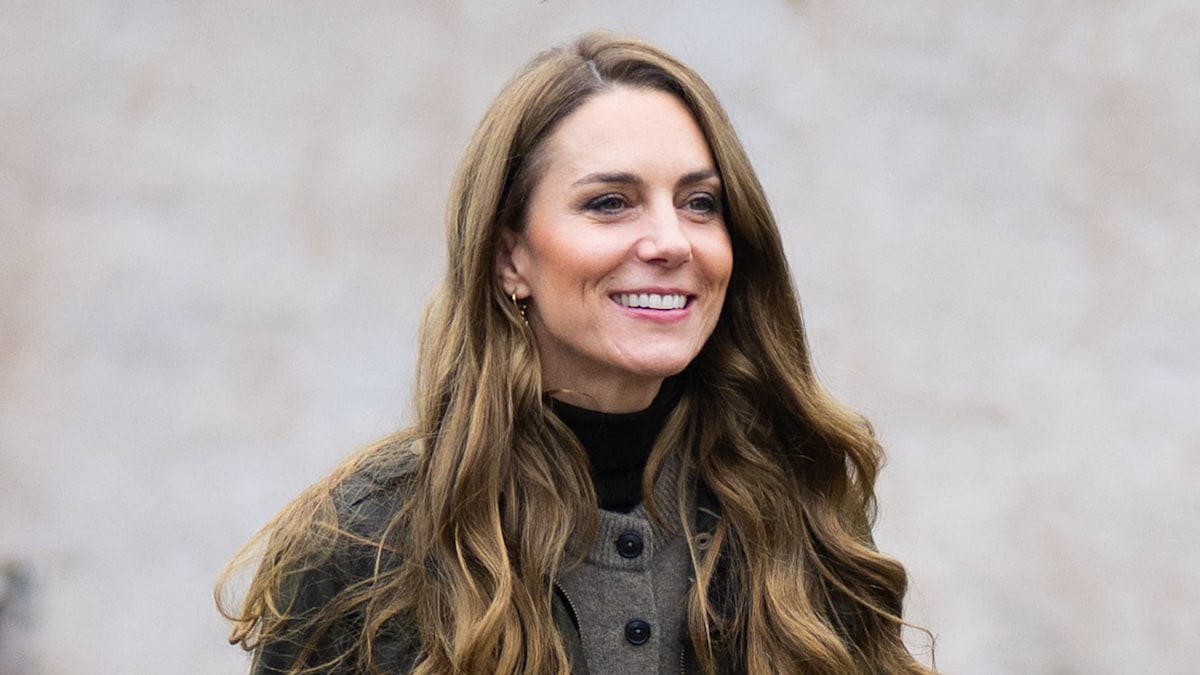Princess Kate just rewore an incredible clutch bag for party season - and you probably missed it