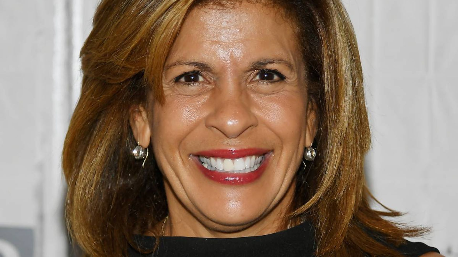 Today show host Hoda Kotb reveals incredible hair transformation hack