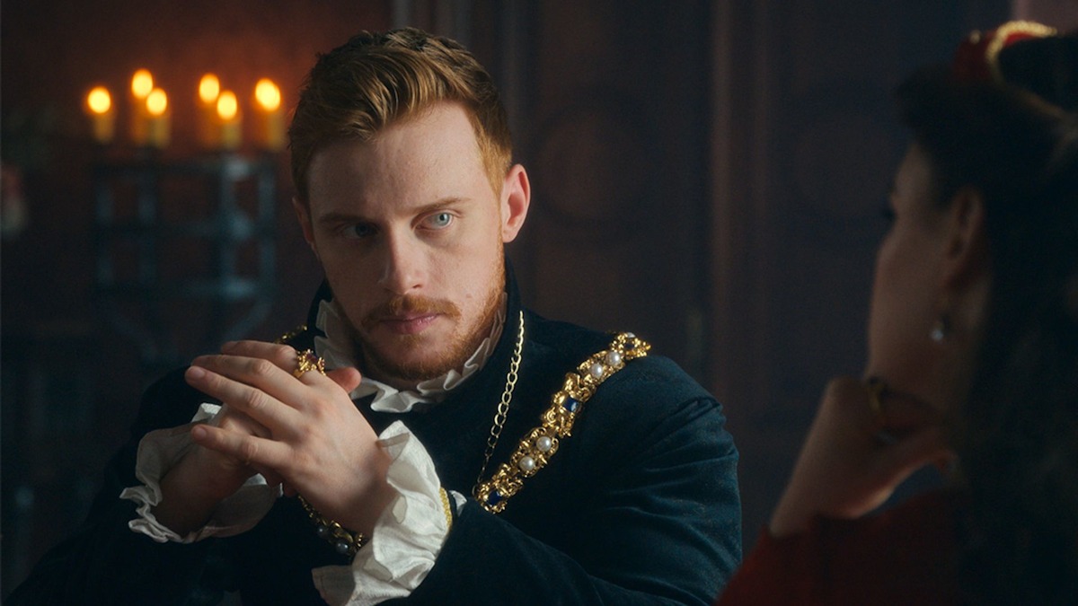 Blood, Sex and Royalty star talks major difference between The Crown and  new Netflix show - EXCLUSIVE | HELLO!