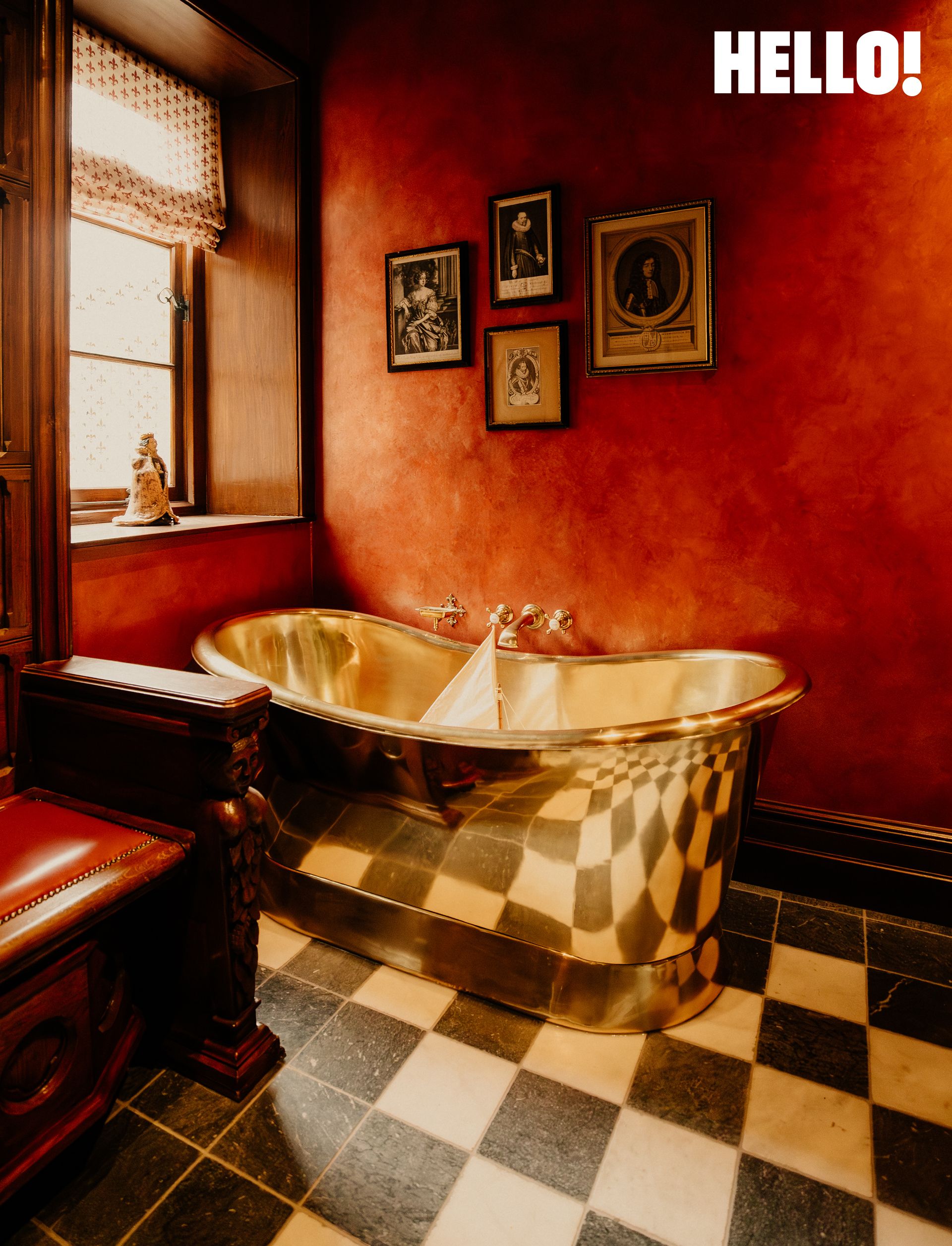 The Throne Room boasts both a “throne” lavatory and a gold bathtub