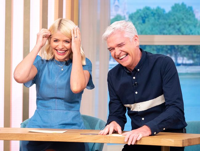 holly and phil laughing on this morning