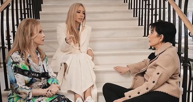 kris jenner with kathy hilton and faye resnick on the kardashians