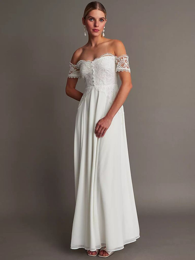 Lace Appliques Mermaid Wedding Dress| Long Sleeve Plus Size Bridal Dresses  | Plus size wedding gowns, Online wedding dress, Plus wedding dresses