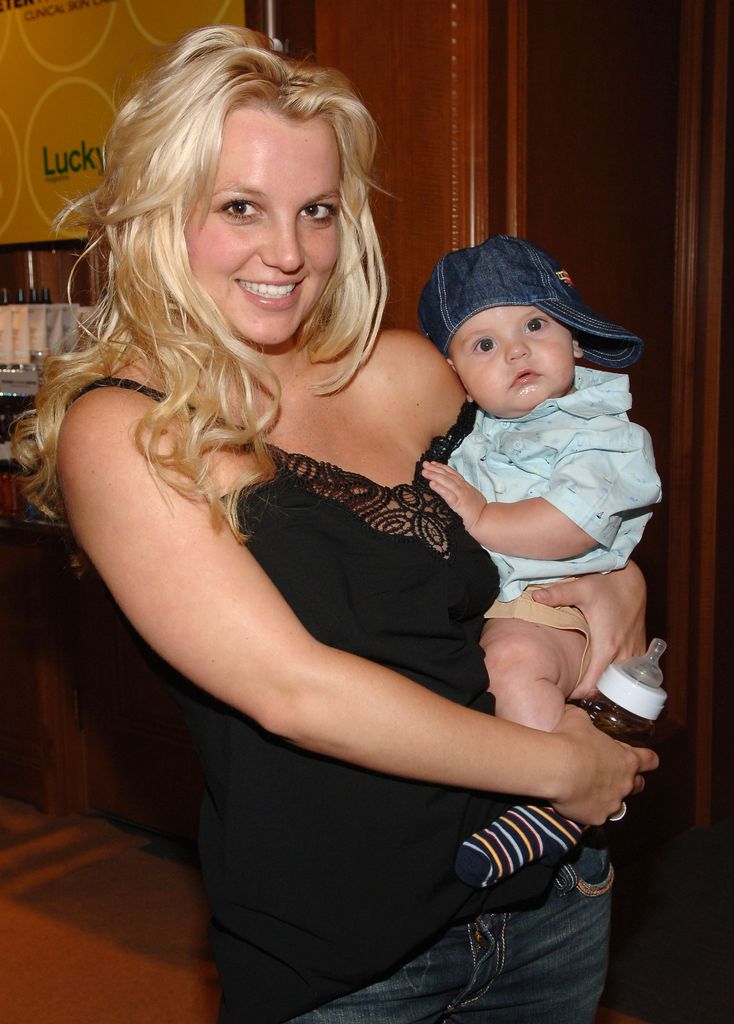 Britney Spears and son Sean Preston in 2006