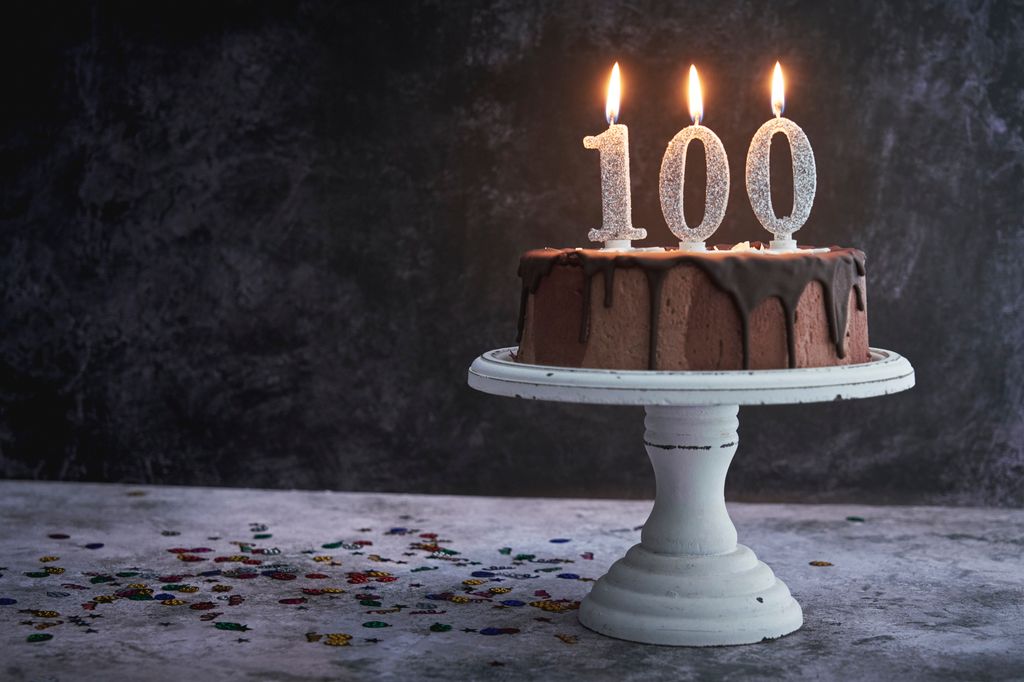 Gâteau du 100e anniversaire au chocolat
