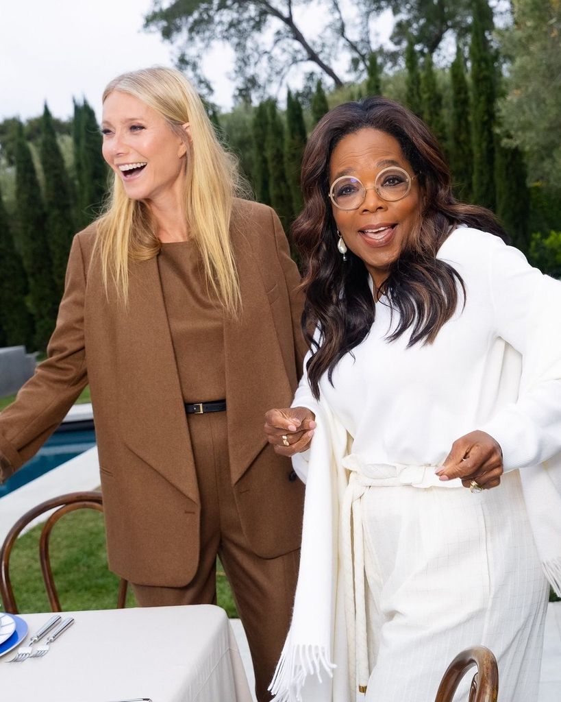 Gwyneth at her party with Oprah Winfrey 