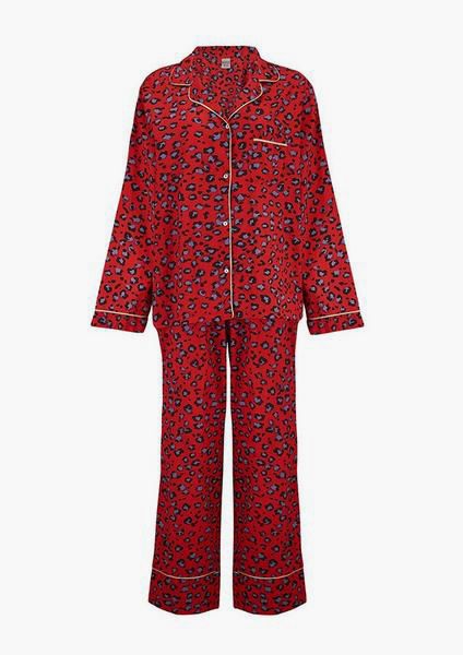 red pyjamas