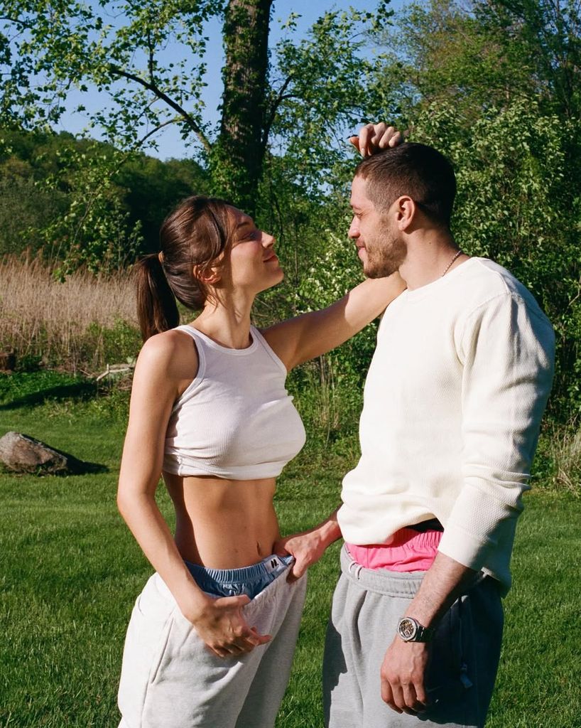 pete davidson elsie hewitt pregnancy announcement