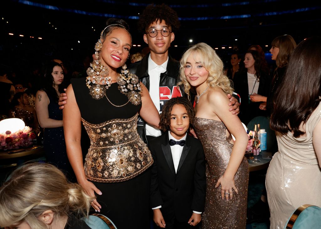 Alicia Keys with her sons Egypt Daoud and Genesis Ali and Sabrina Carpenter