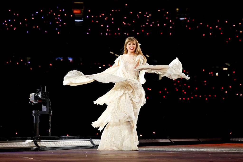  Taylor Swift performs onstage during The Eras Tour at Rogers Centre on November 14, 2024 