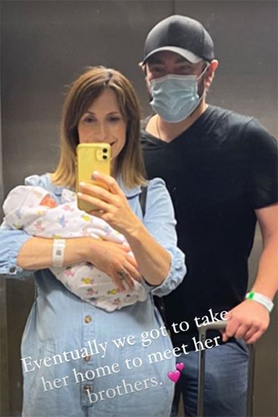 alex jones leaves hospital