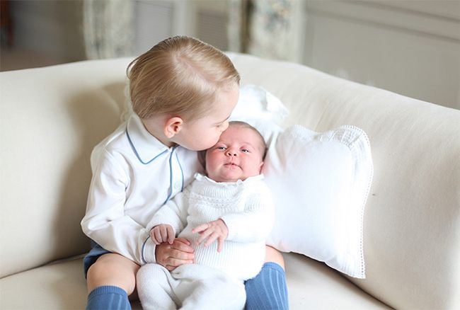 prince george kissing charlotte