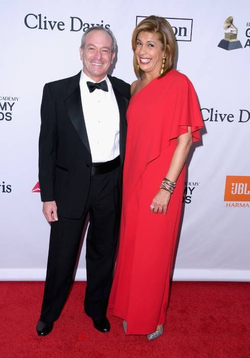 today hoda kotb wedding plan details