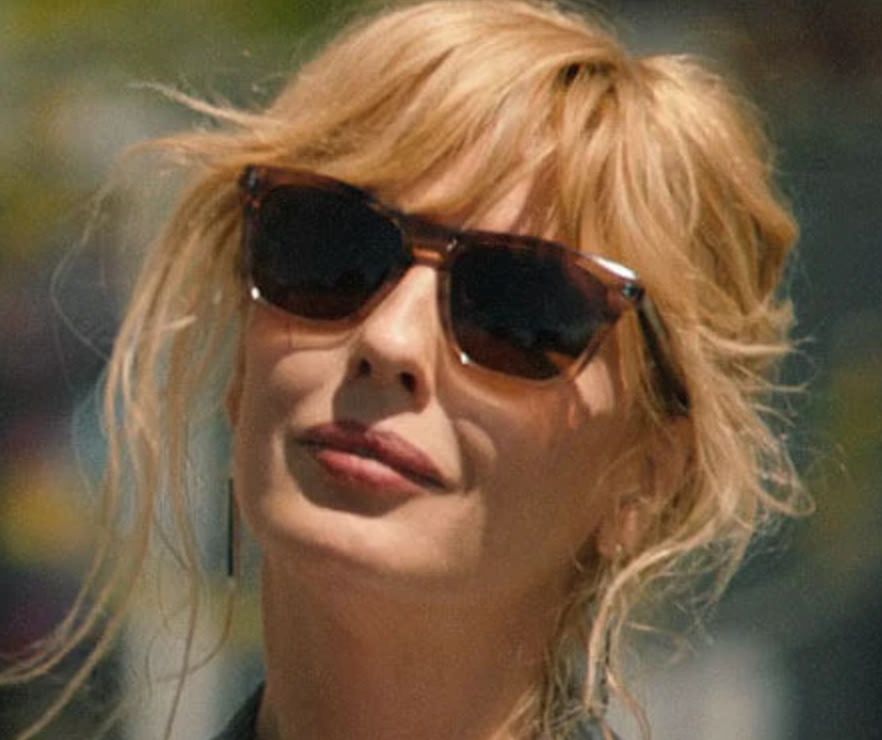 Beth Dutton sunglasses