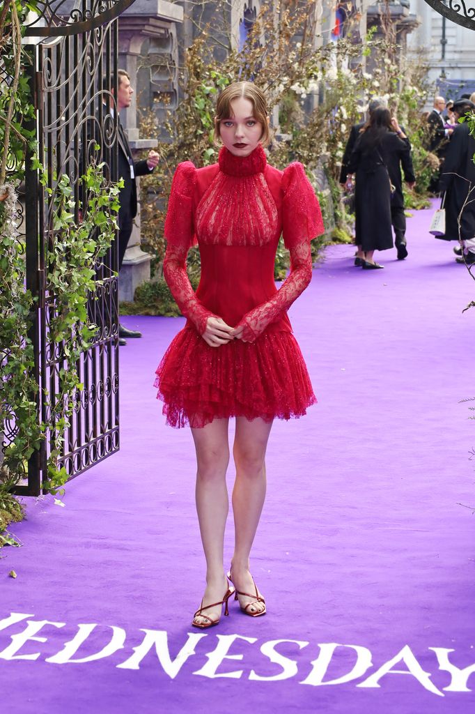Londres, Angleterre - 30 juillet: Emma Myers assiste à la première mondiale de "Mercredi" Saison 2, partie 1 au Central Hall Westminster le 30 juillet 2025 à Londres, en Angleterre. (Photo de Aimee Rose McGhee / Dave Benett / WireImage)