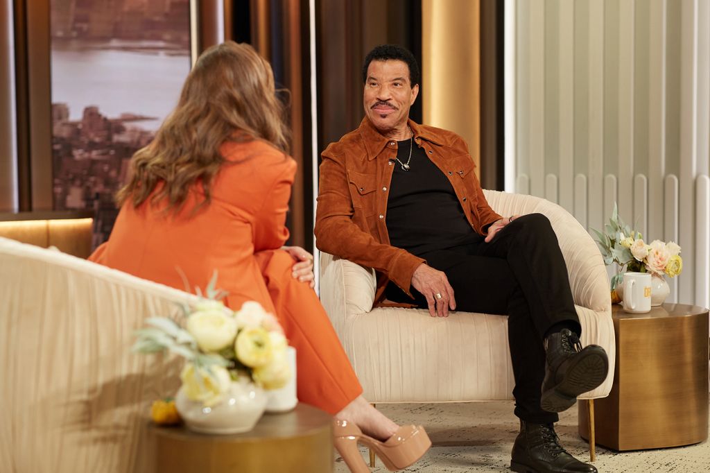 Lionel Richie appears on Drew Barrymore Show