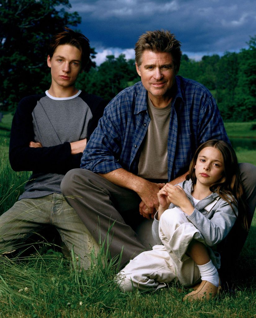 GREGORY SMITH, TREAT WILLIAMS, VIVIEN CARDONE in Everwood