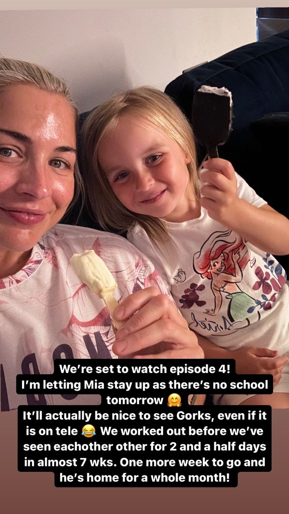 Gemma Atkinson holding an ice cream with her daughter Mia