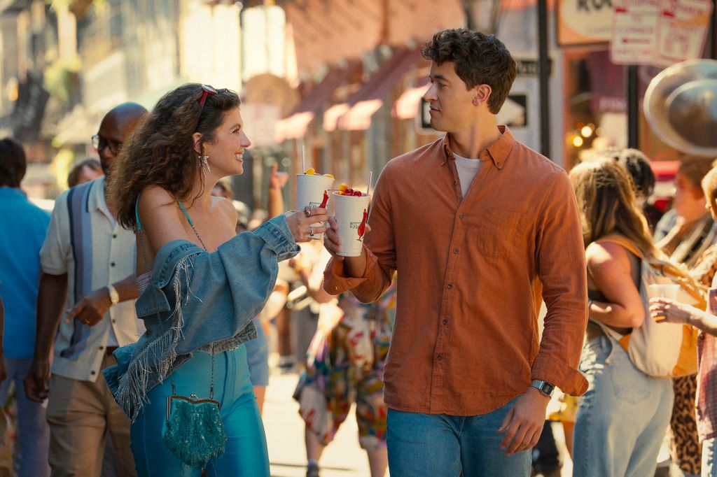 What to expect from People We Meet on Vacation