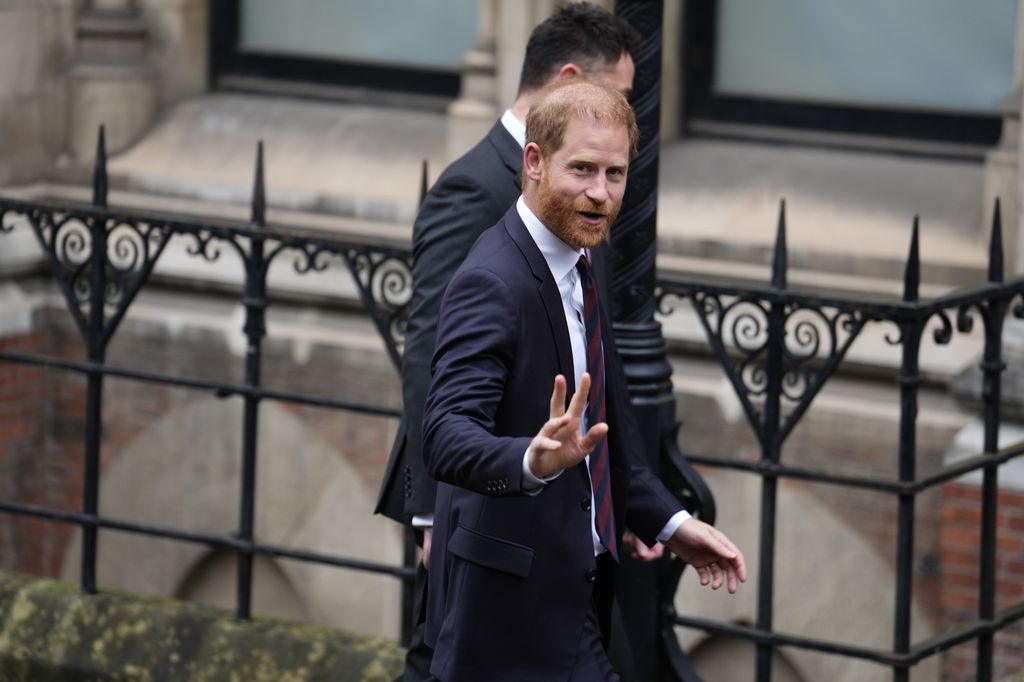 Prince Harry arrives at court
