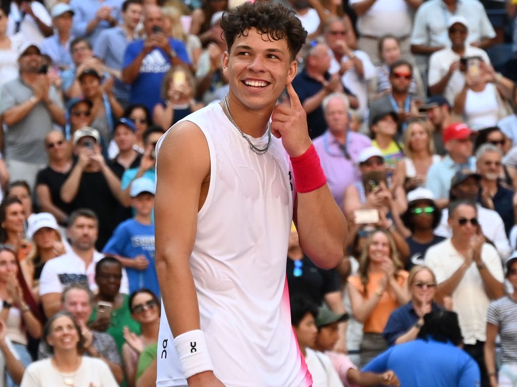 Ben Shelton in a white top and shorts at the US Open in September 2023