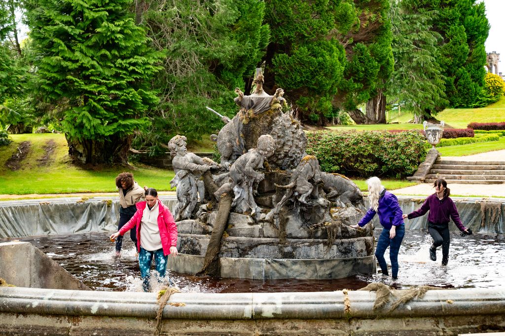 Roxy, Rachel, Ellie & Jade 