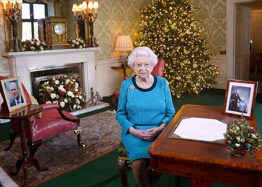 2 2016 Buckingham Palace Christmas