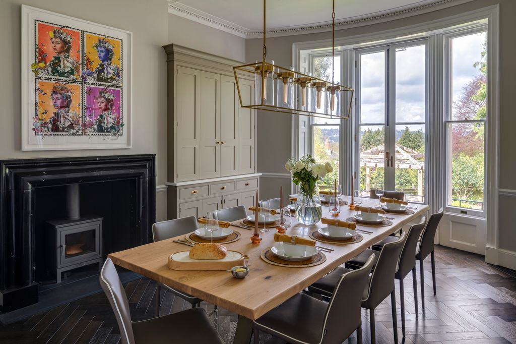 Georgian style dining with a modern twist 