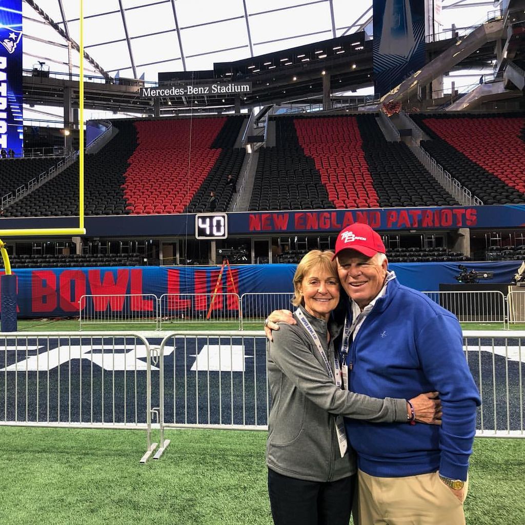 Tom Brady's mom and dad