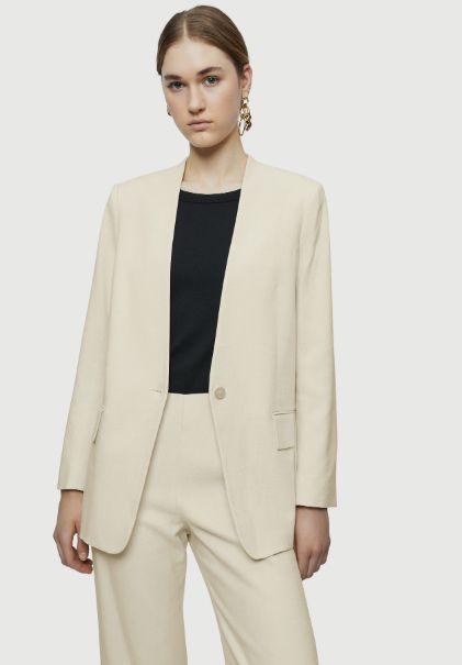 collarless blazer