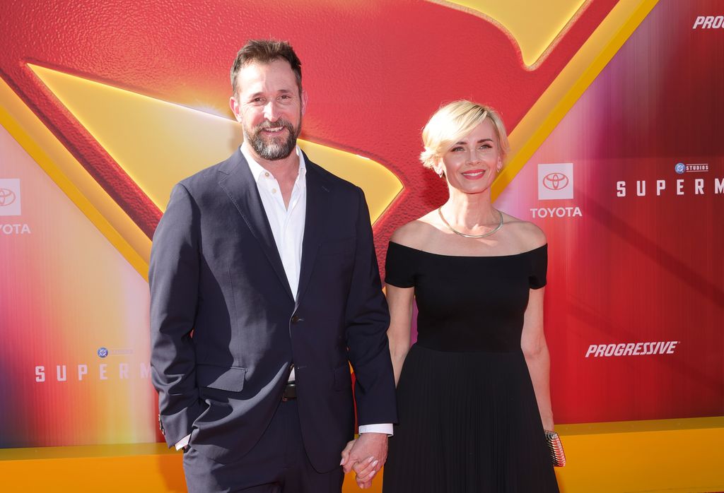 noah wyle sara wells superman