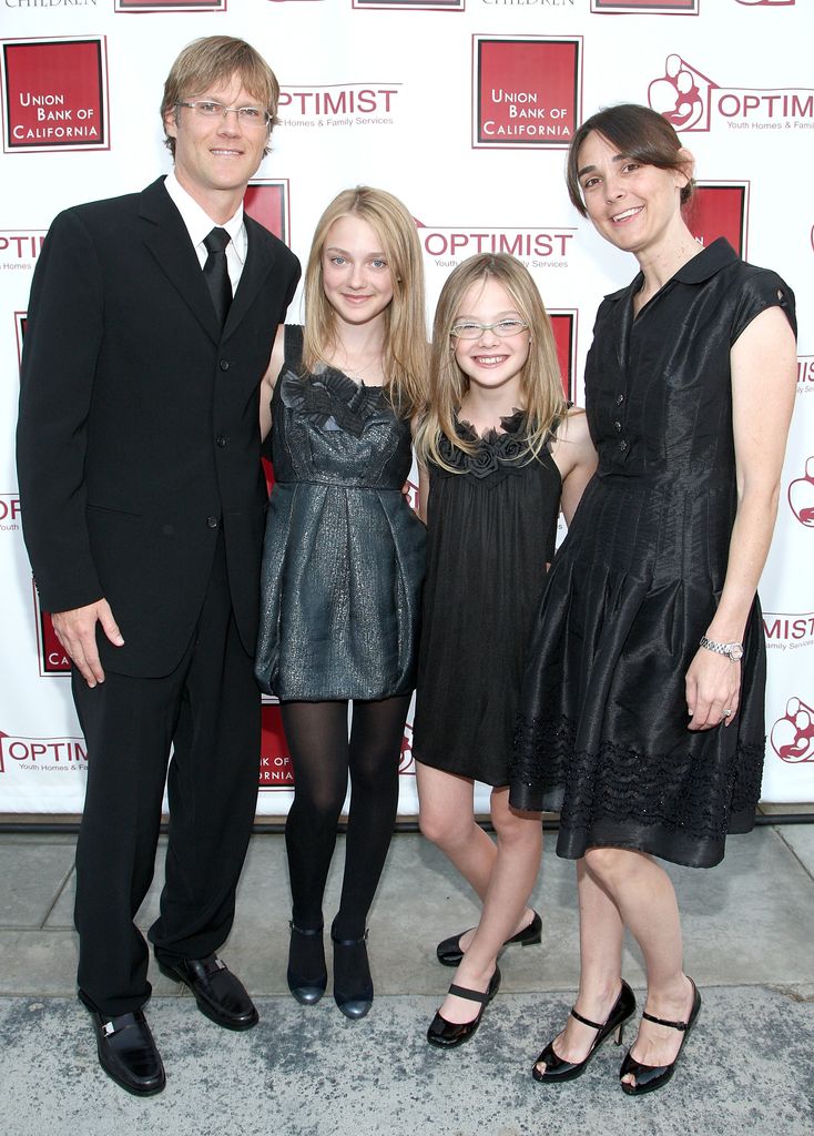 dakota fanning elle fanning parents