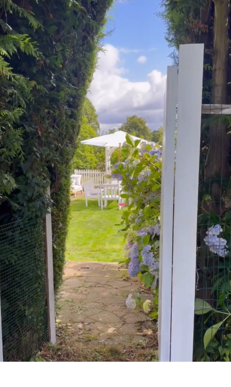 Shirlie and Martin Kemp's secret dining area in their garden